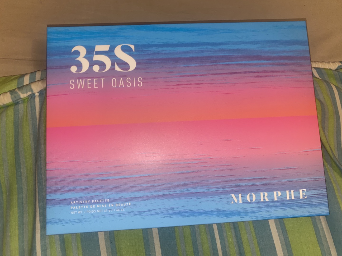 Morphe Oasis eyeshadow palette