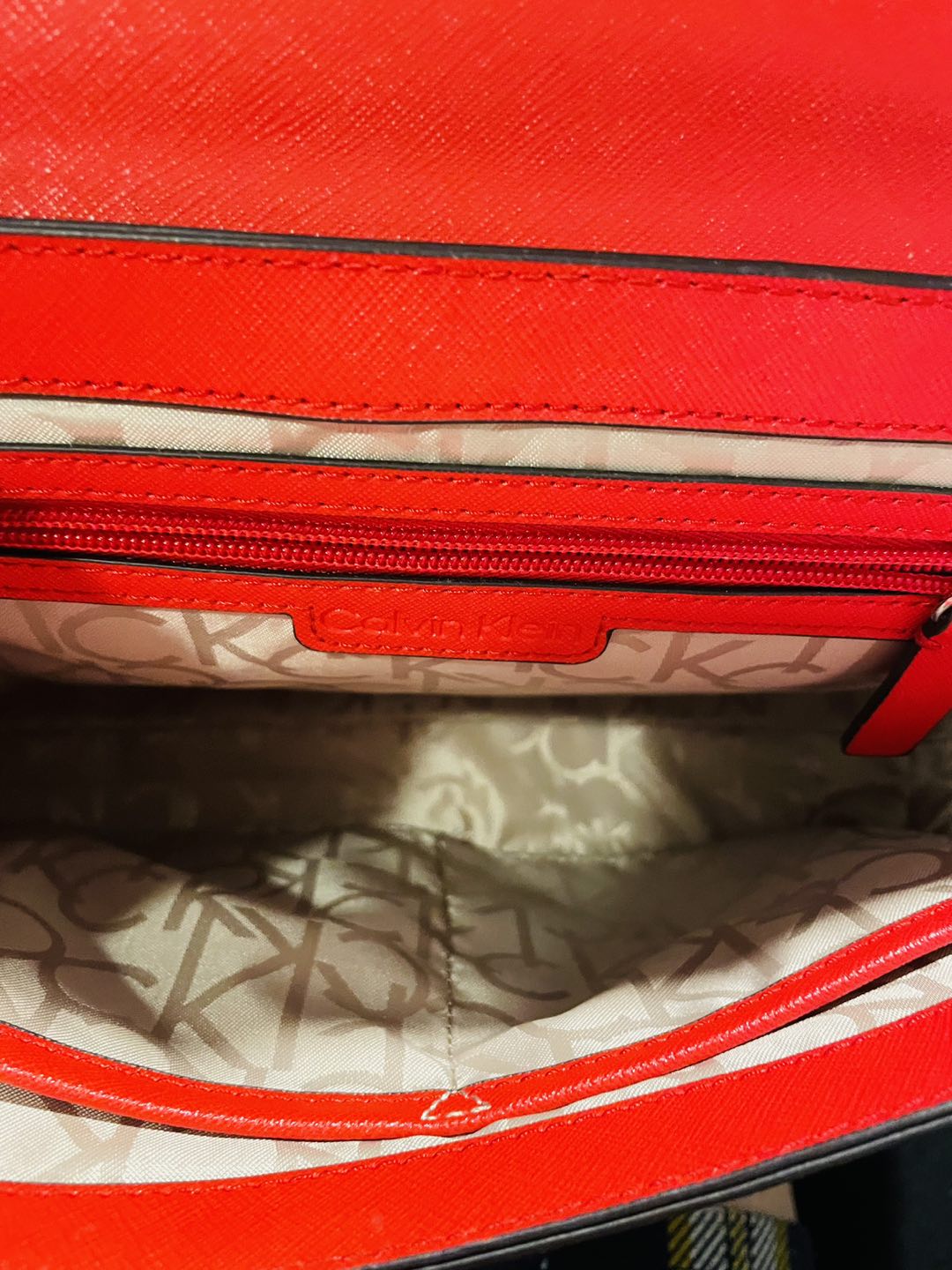 Calvin Klein Crossbody Bag - photo 5