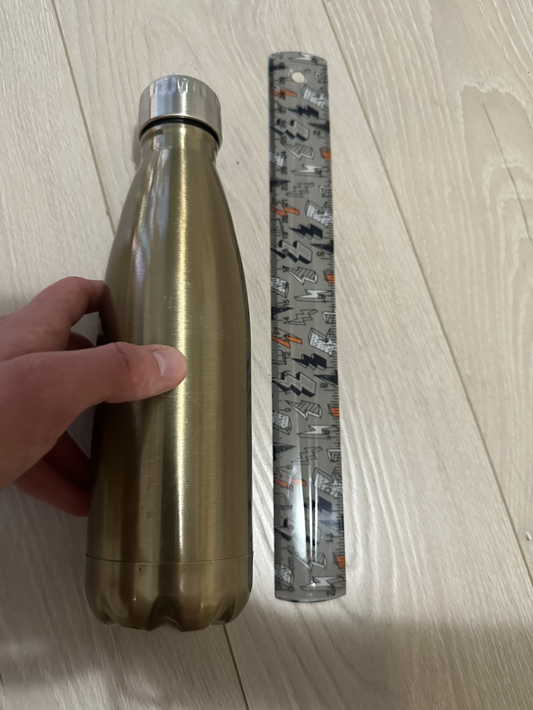 Manna Water Bottle 17 Oz thumbnail