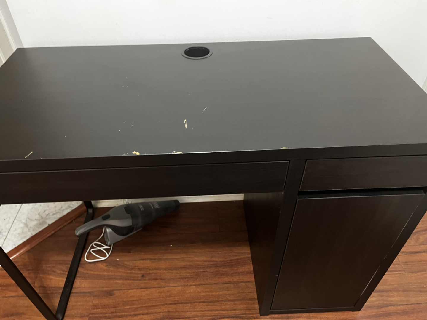 Ikea Office desk - Pick up only - photo 2