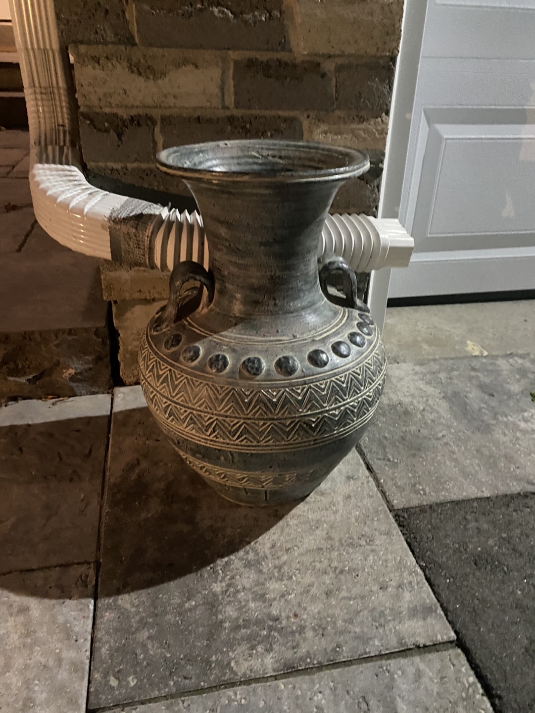 Large stone decorative garden vase⬆️ thumbnail