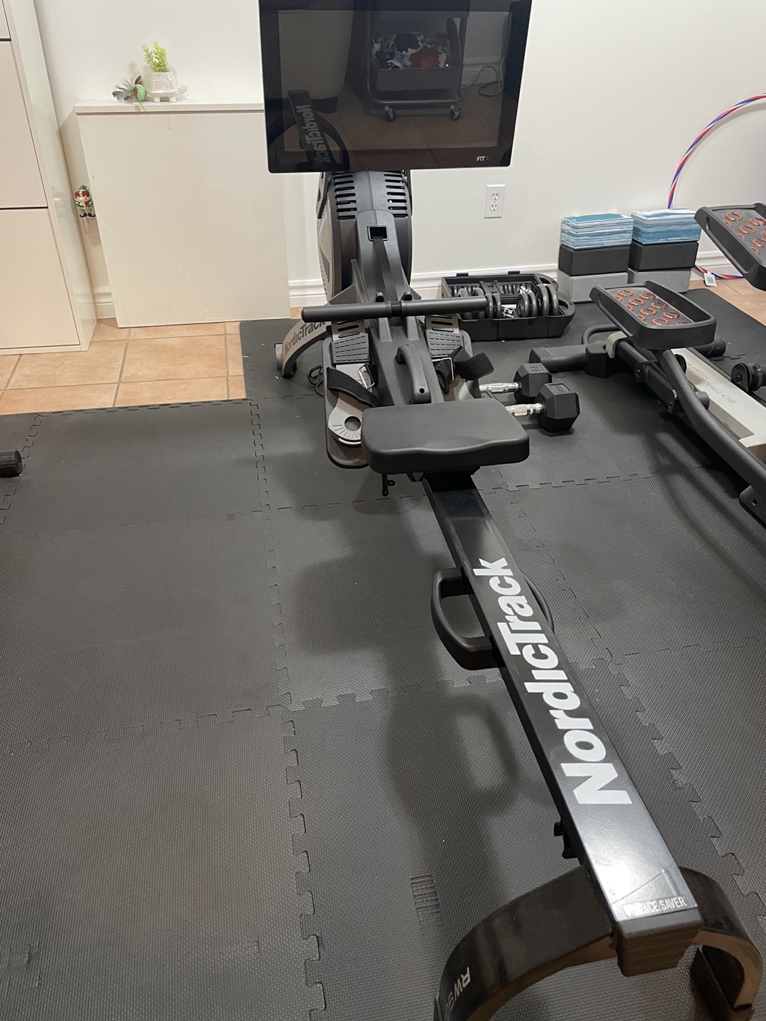 NordicTrack RW900 (Touchscreen) Rower - photo 3