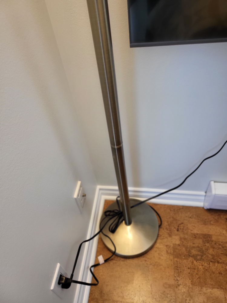 Brass Floor Lamp - photo 3
