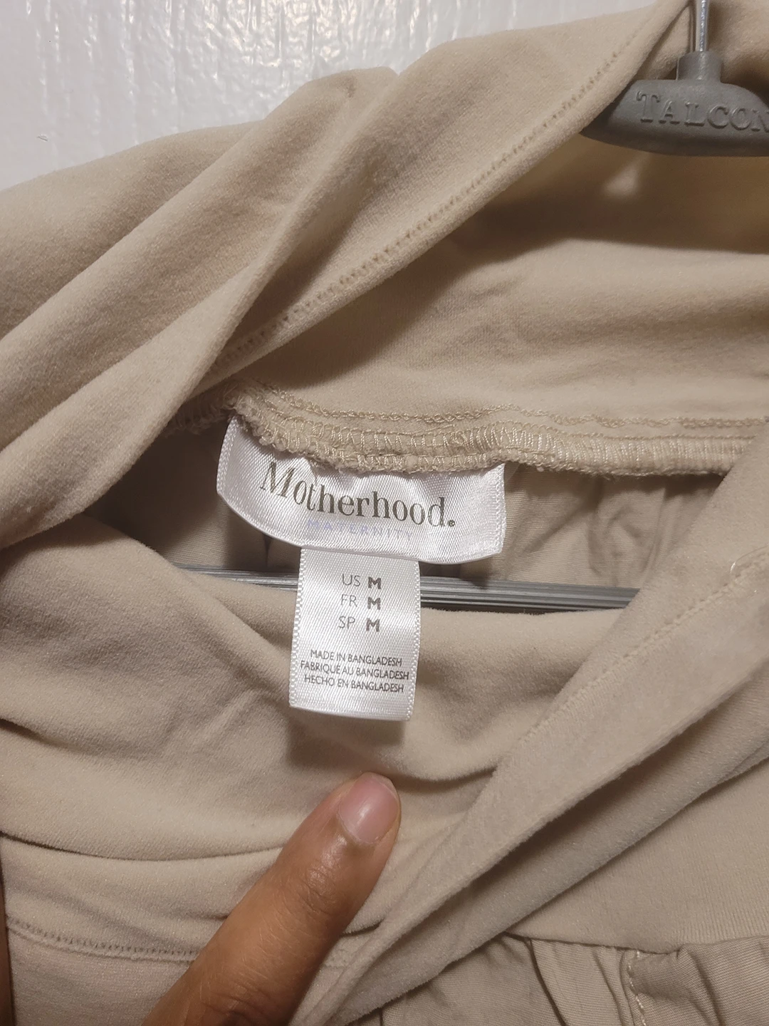 brand new maternity pant medium size from motherhood brand image indicator(2)