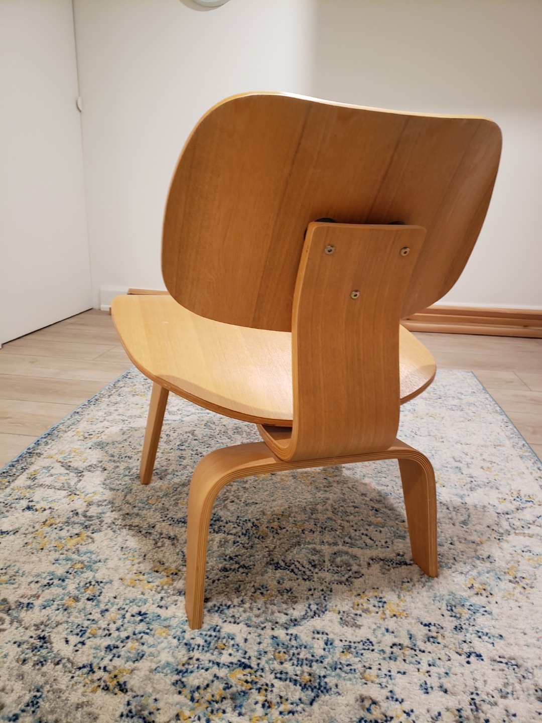 Eames Replica Molded Oak Mid-century Lounge Chair - photo 3