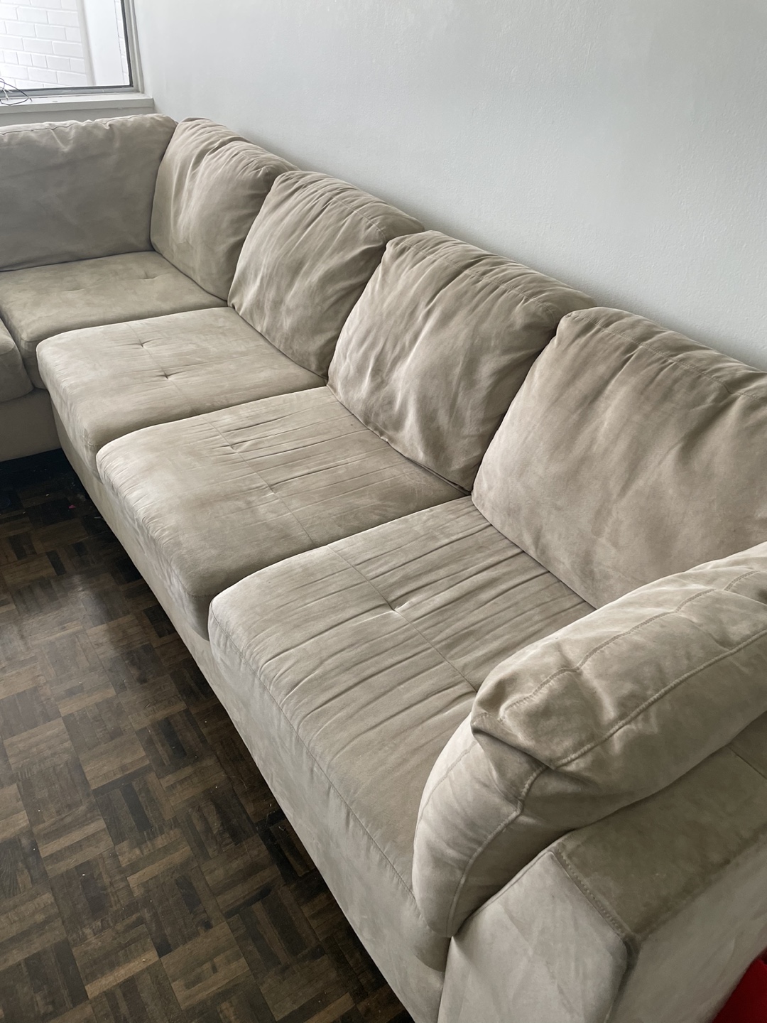 Sectional couch - photo 3