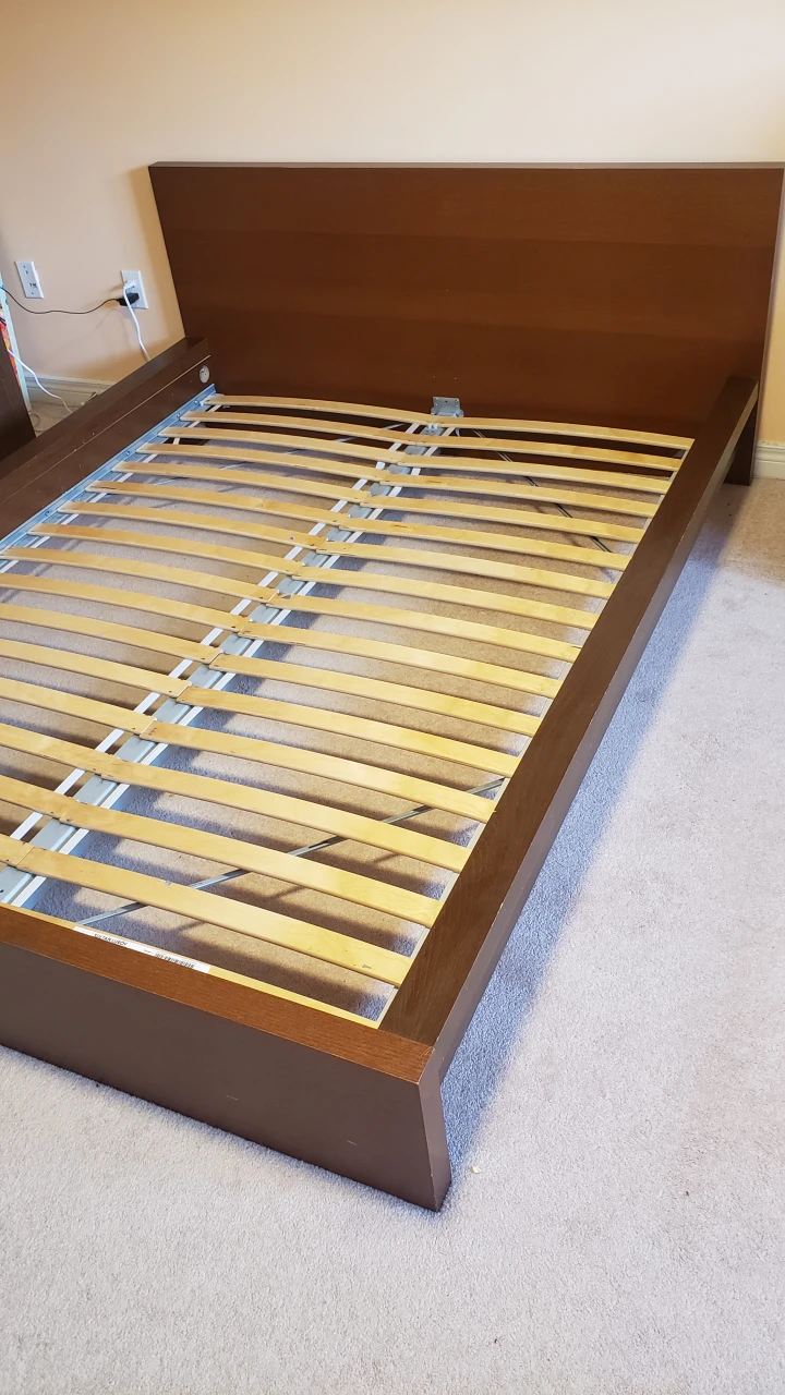 Ikea queen bed frame - photo 2