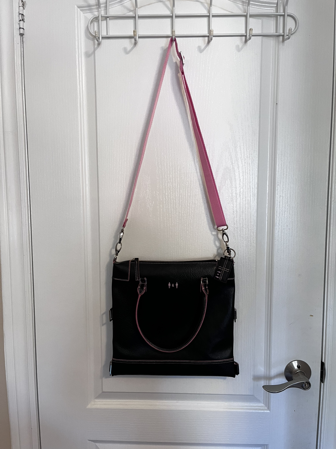 Matt and Nat crossbody /shoulder bag image indicator(4)