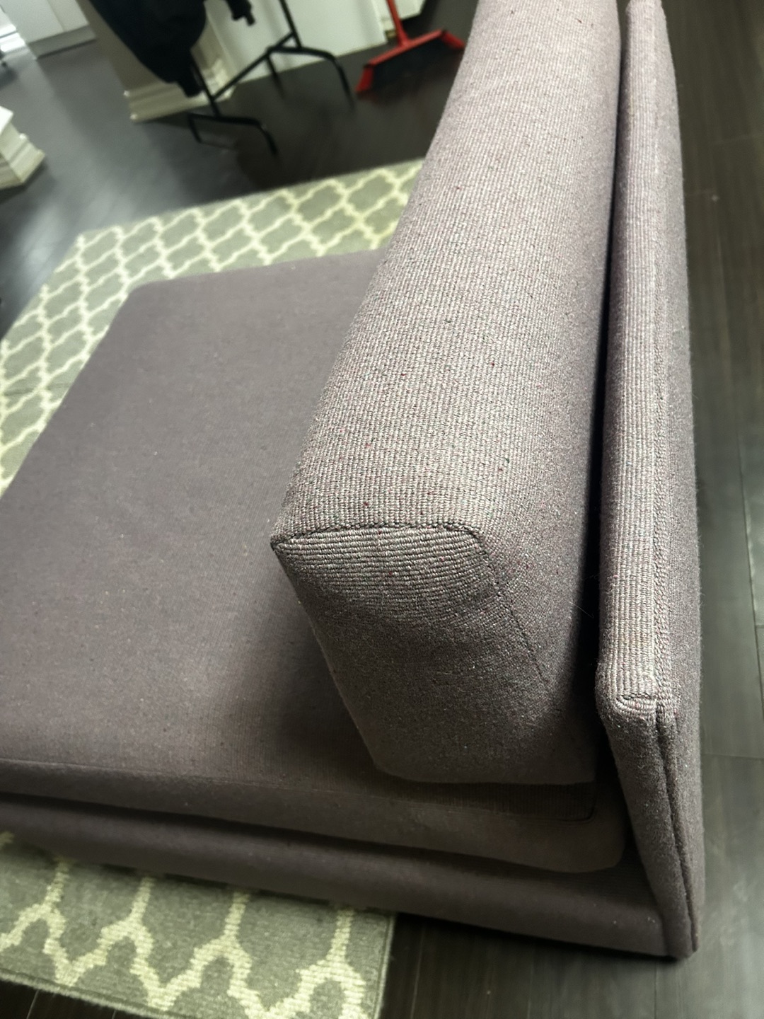 Purple love seat - photo 4