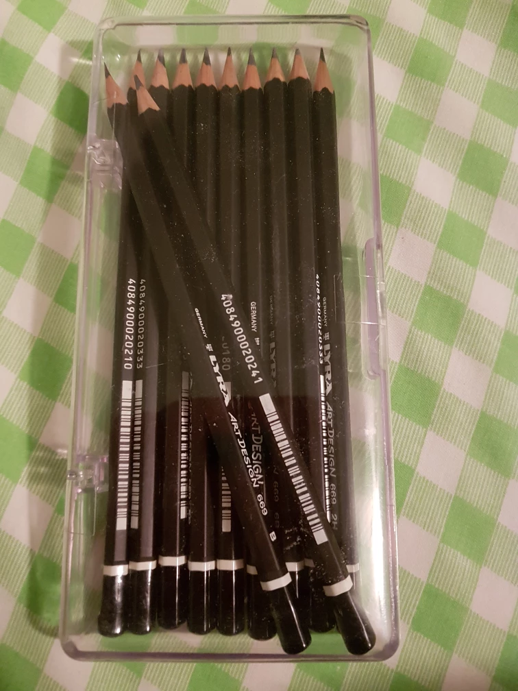 SKETCHBOOK AND PENCILS🏈 image indicator(2)