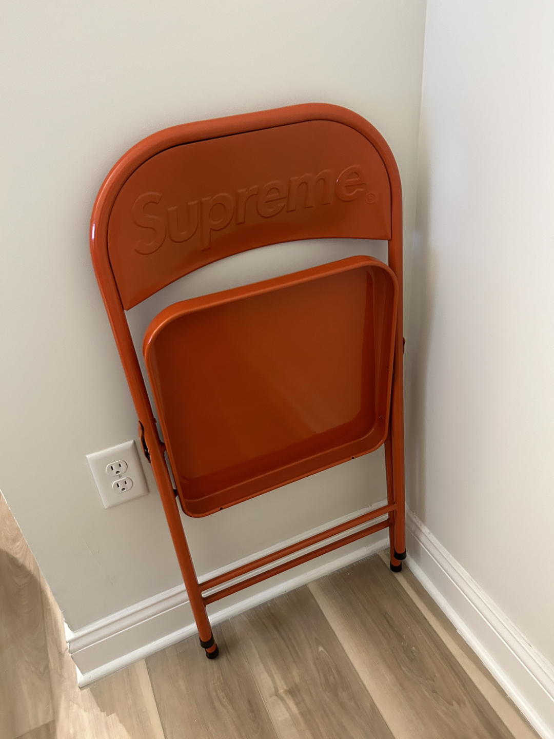 Supreme chair - photo 2