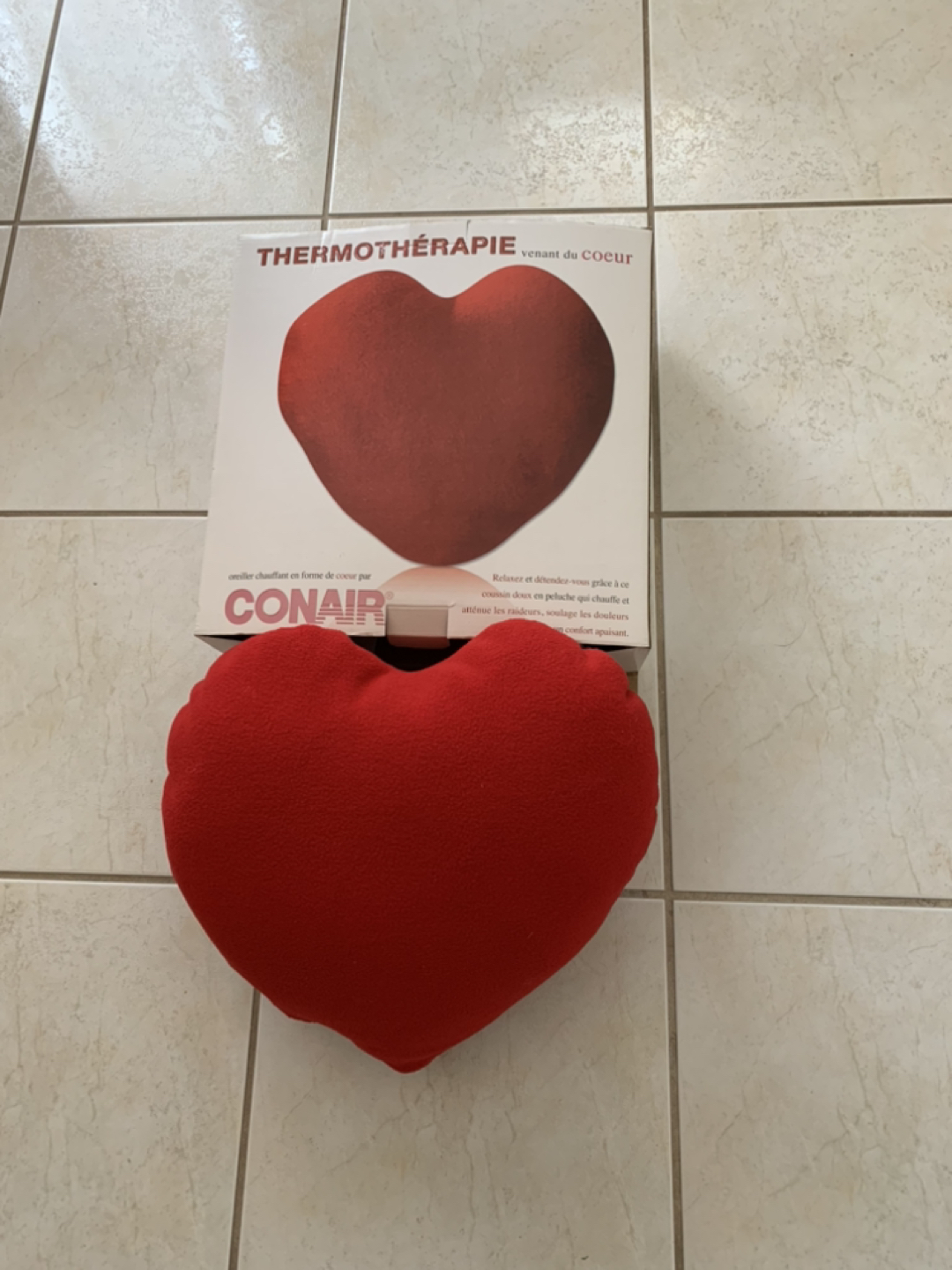 Brand New Con air heart shaped heated pillow therapy - photo 2