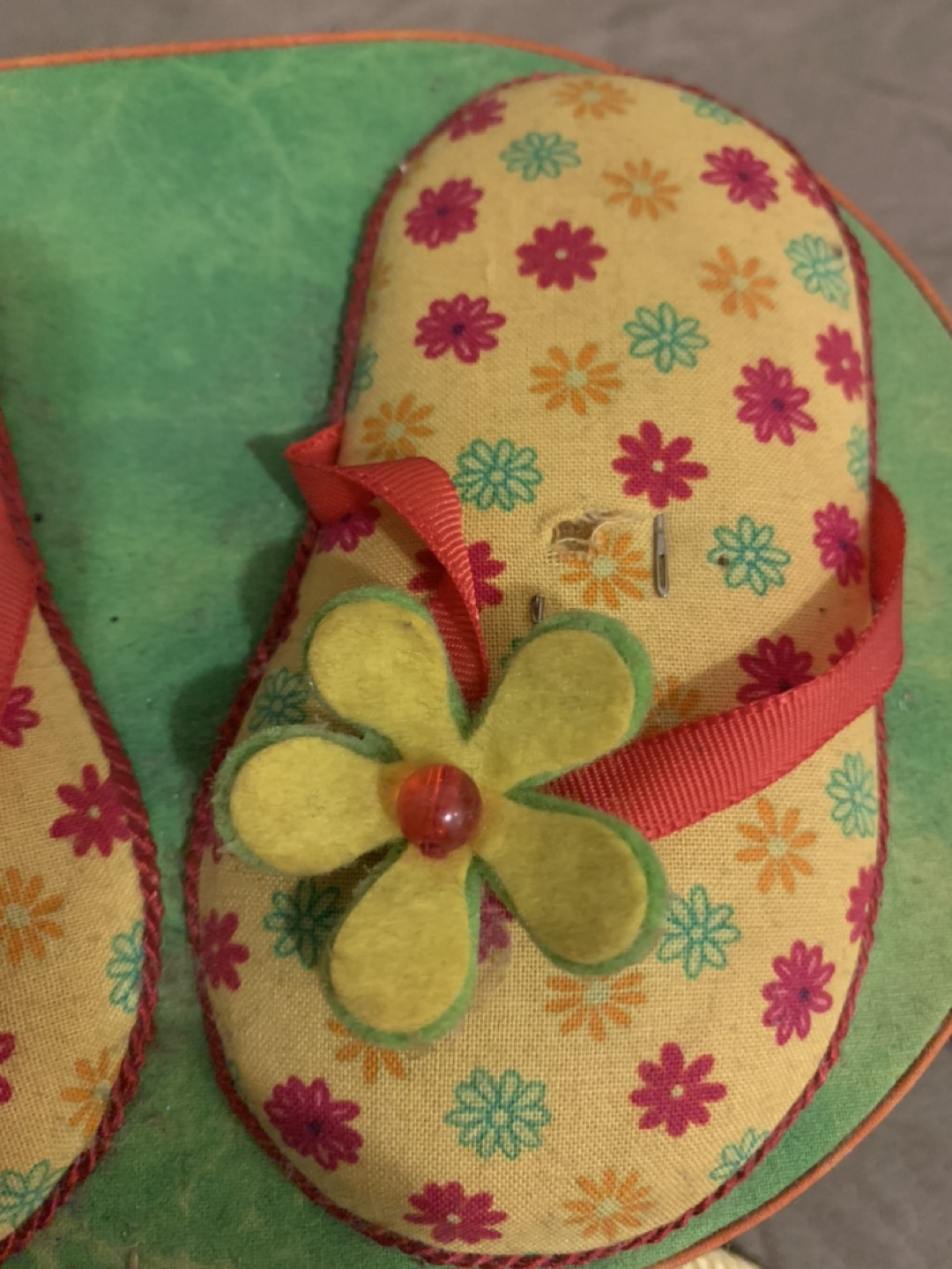 Flip Flop themed sewing box image indicator(3)