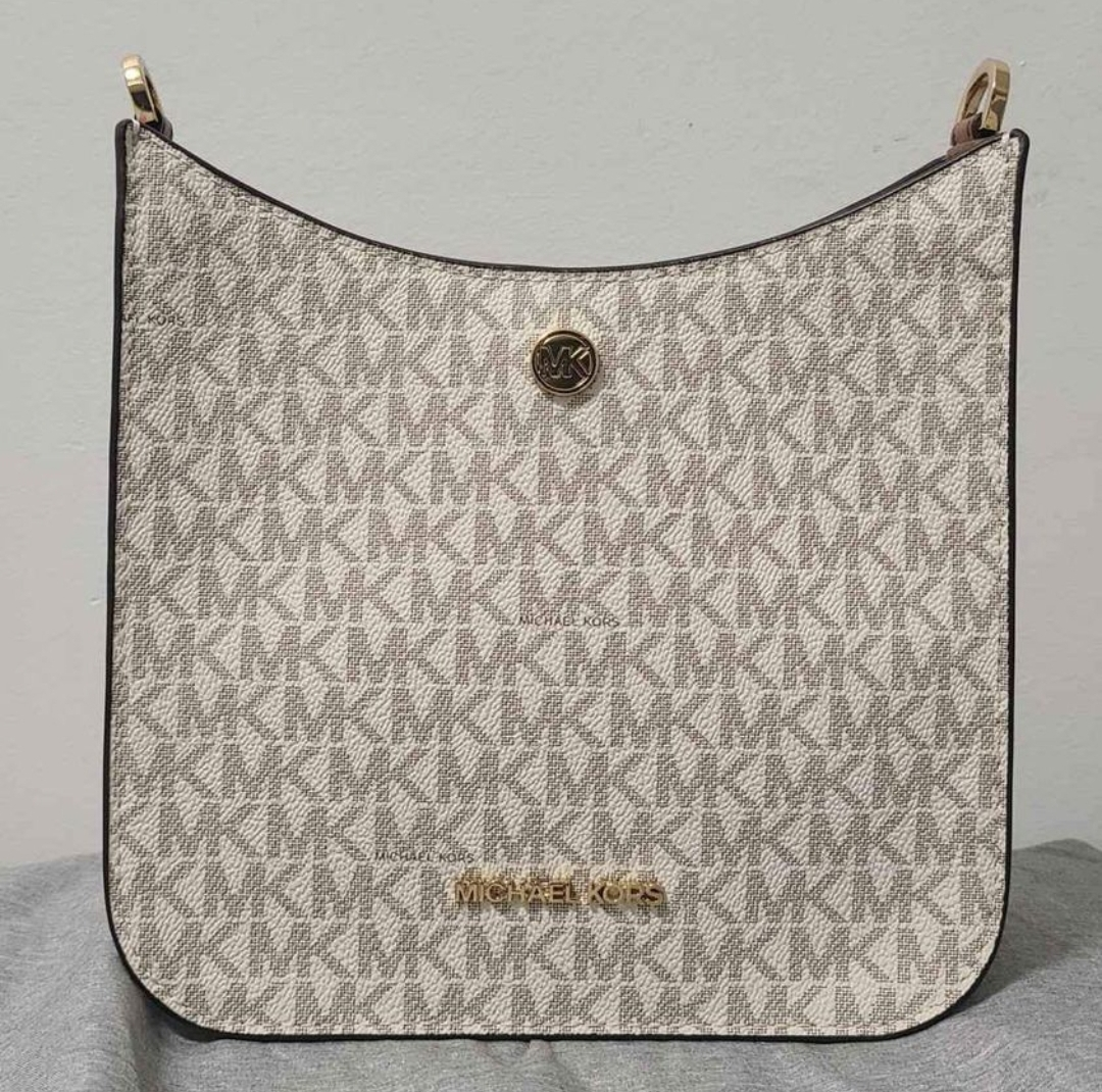 Michael Kors Briley Small Messenger Crossbody Signature Handbag thumbnail