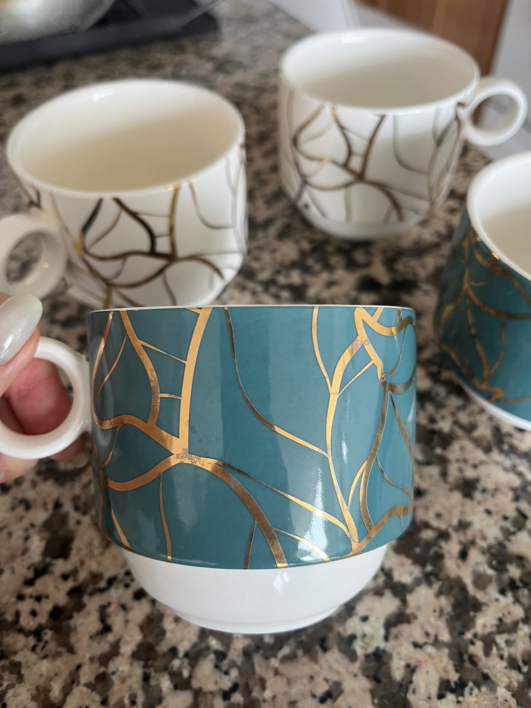 4 Trendy Stackable Tea Cups