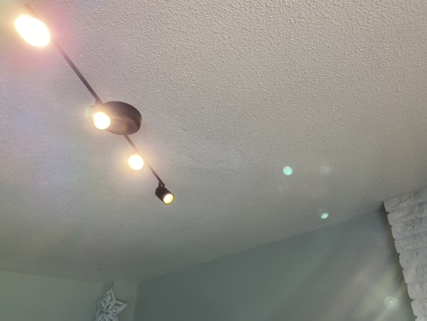 Ceiling light image indicator(2)