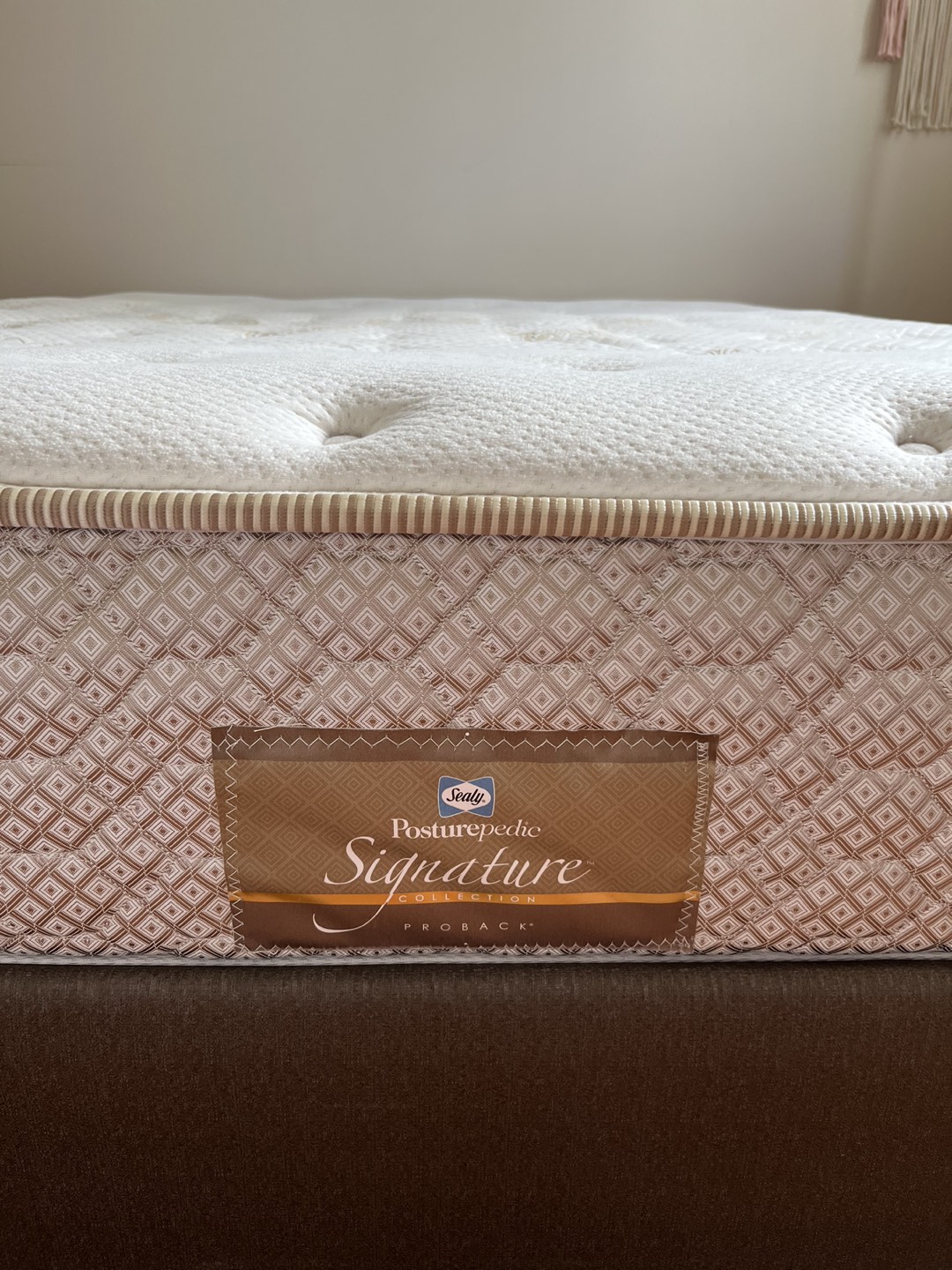 Moving Sale - SATURDAY PICK UP - Queen Mattress and Boxspring - photo 4