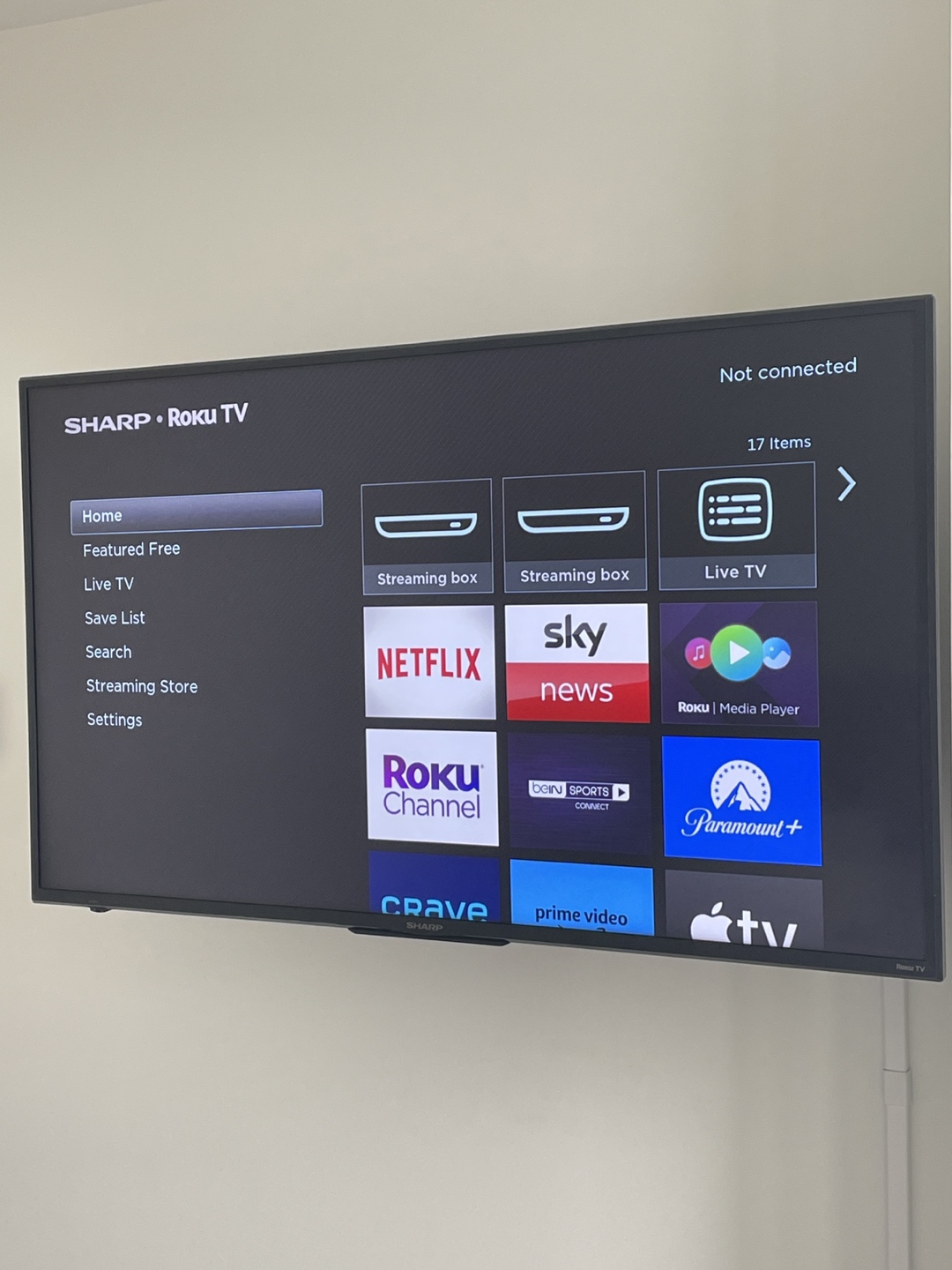 Sharp LED Smart TV 50’ with roku tv + Retractable TV mount wall