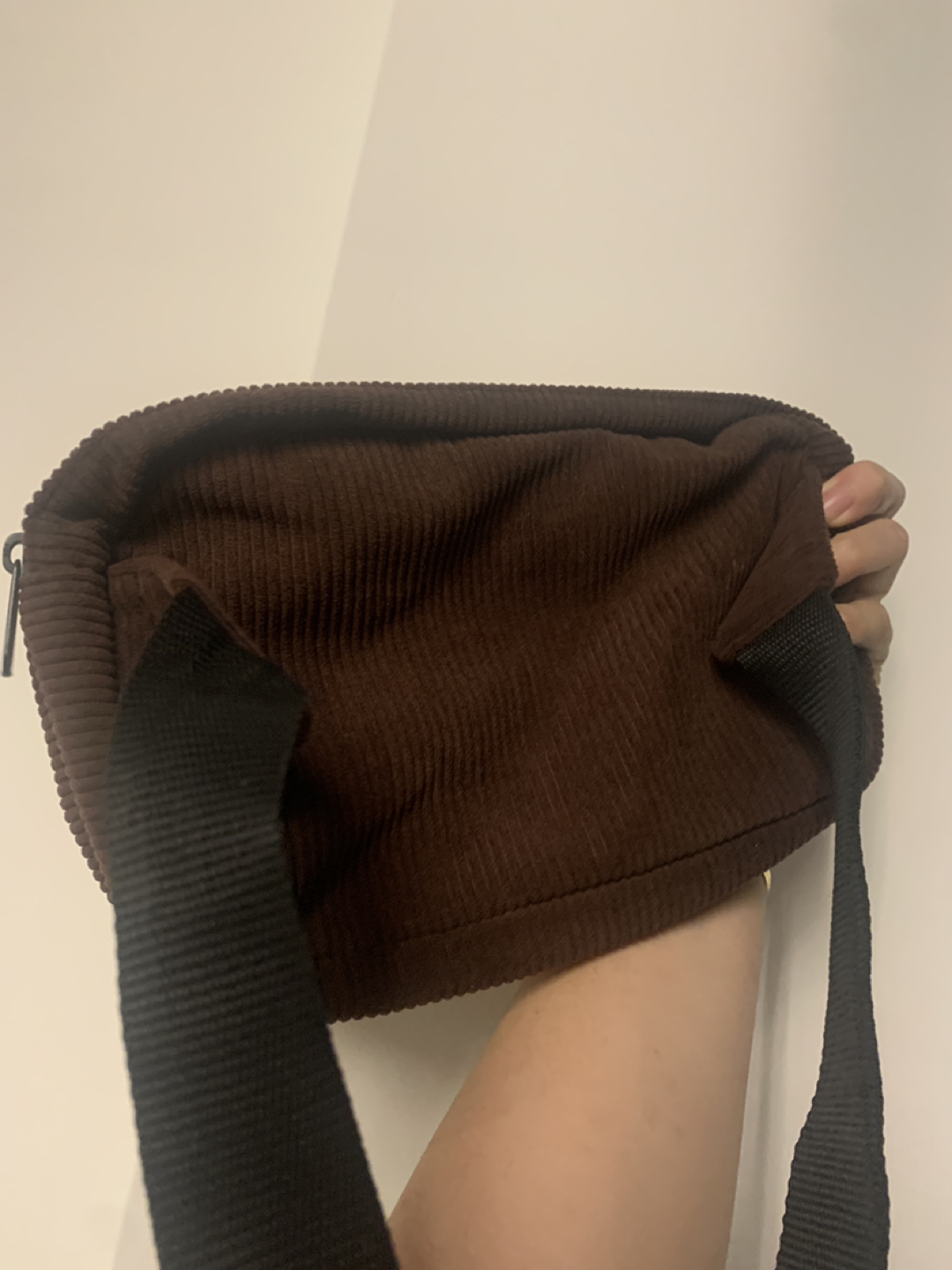 Tim Biebs Fanny Pack image indicator(3)