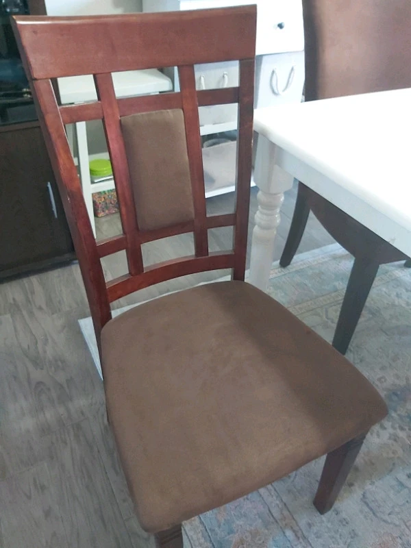 dining table with 4 chairs
