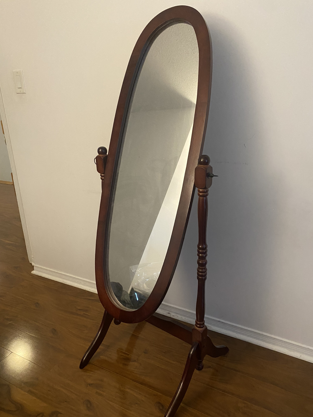 Standing Mirror thumbnail