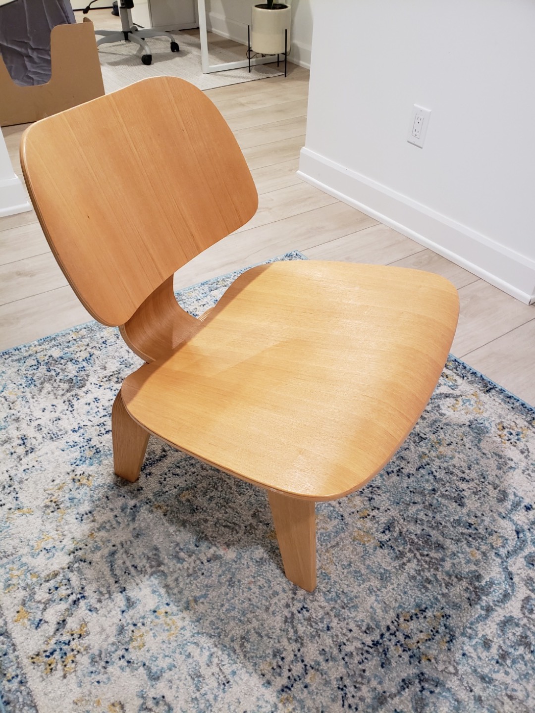 Eames Replica Molded Oak Mid-century Lounge Chair