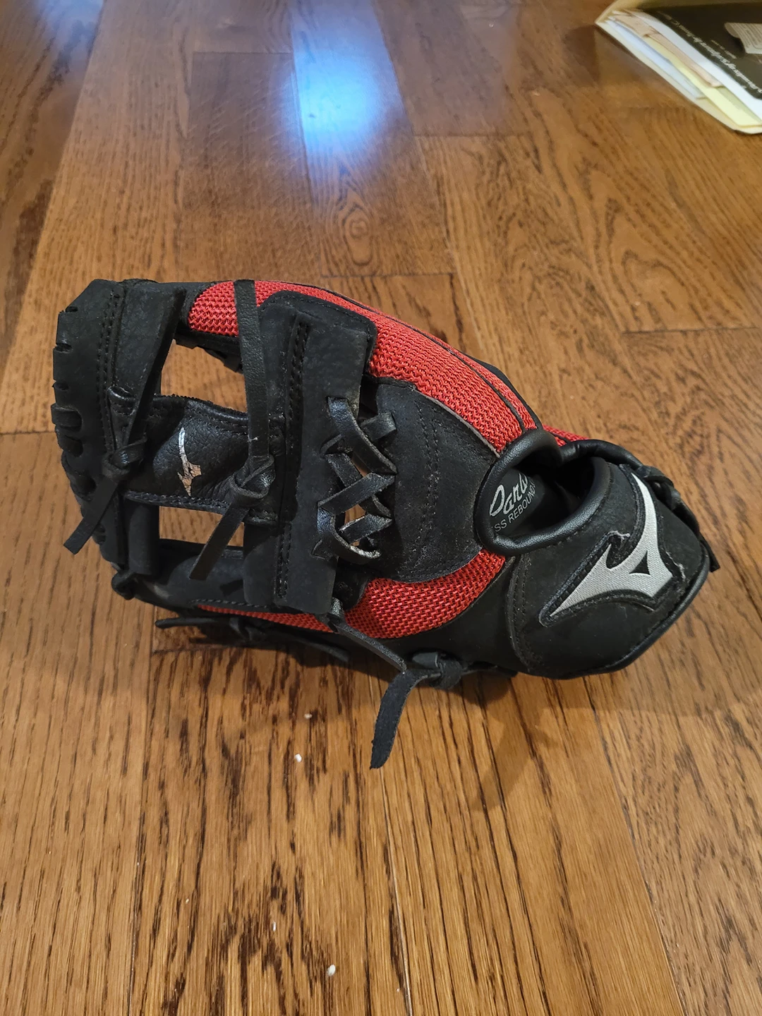 Kids Mizuno Lefties Baseball glove 10" image indicator(3)