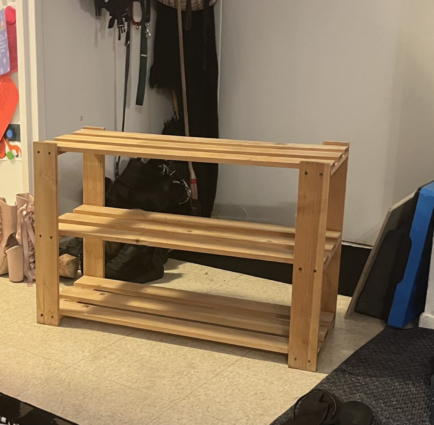 Shoe or plant rack
