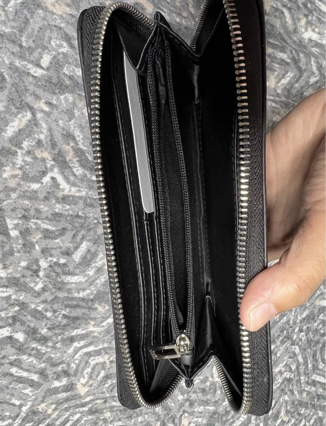 Y2k cute BN Guess long wallet image indicator(4)