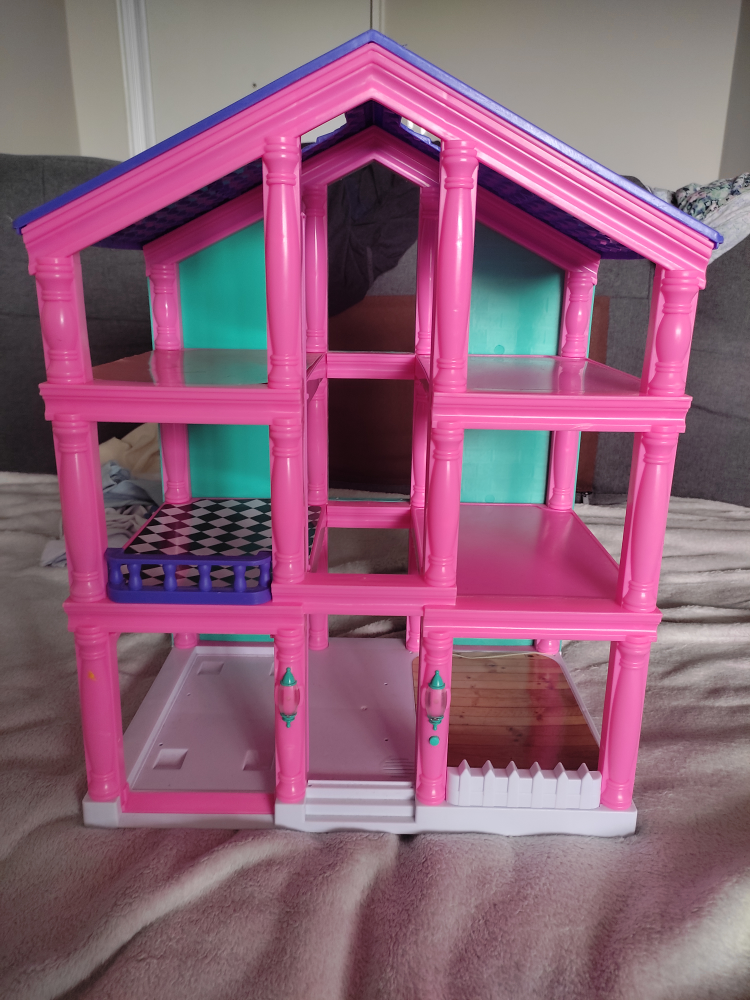 doll house