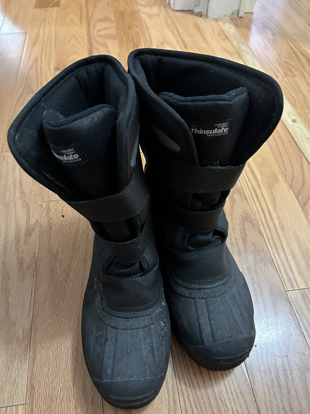 Men’s Winter Boots Size 9 thumbnail
