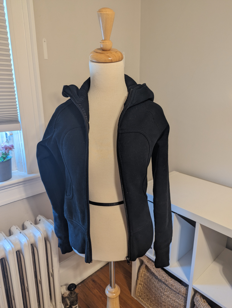 Lululemon Zip Up Hoodie - photo 2