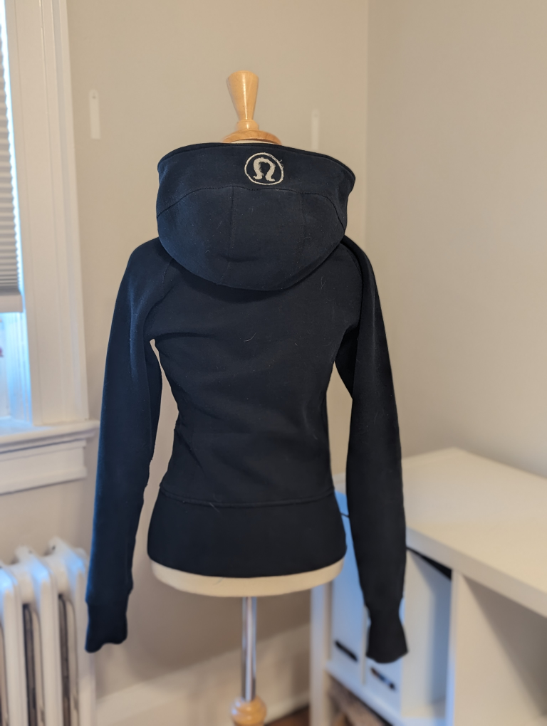 Lululemon Zip Up Hoodie - photo 3