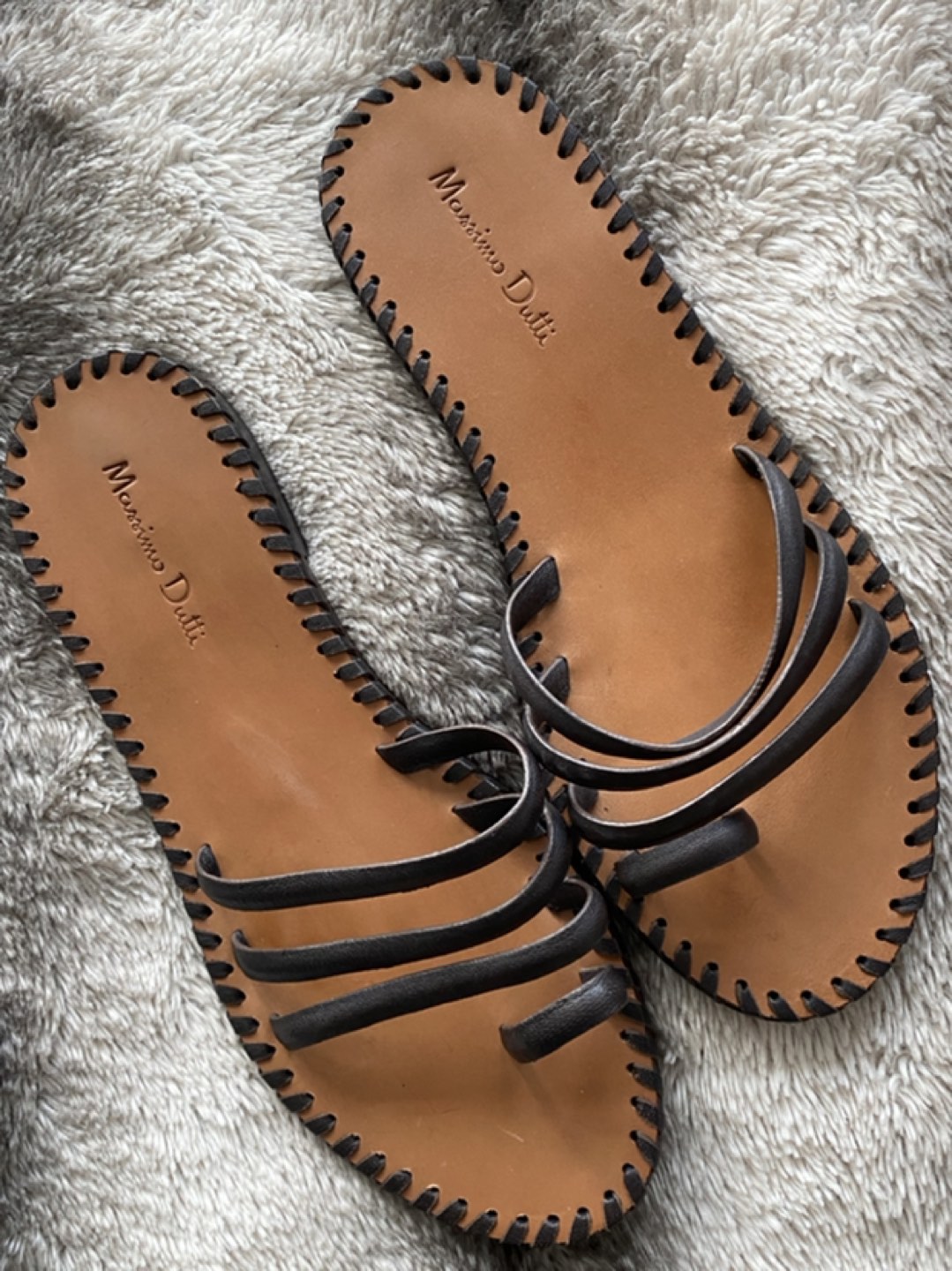 Massimo Dutti Sandals thumbnail
