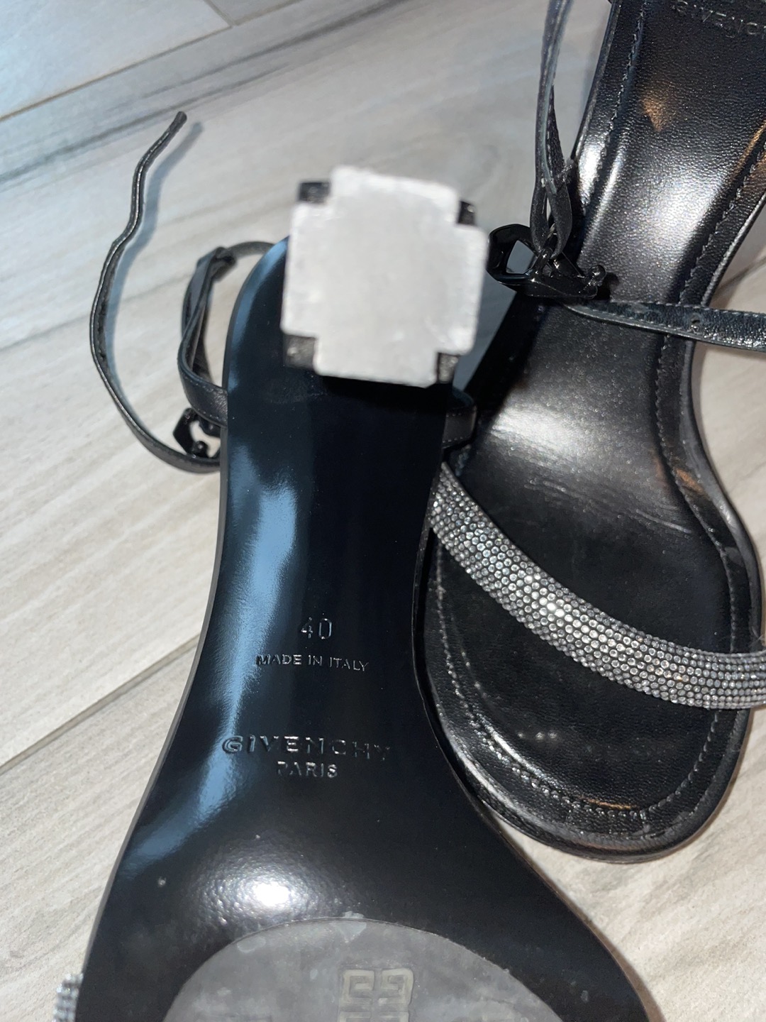 Givenchy Heels image indicator(6)