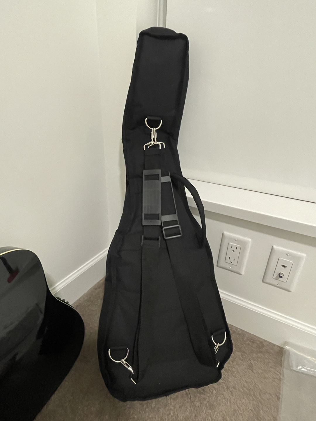 Beaver Creek Handcraft Guitar with cover included image indicator(7)