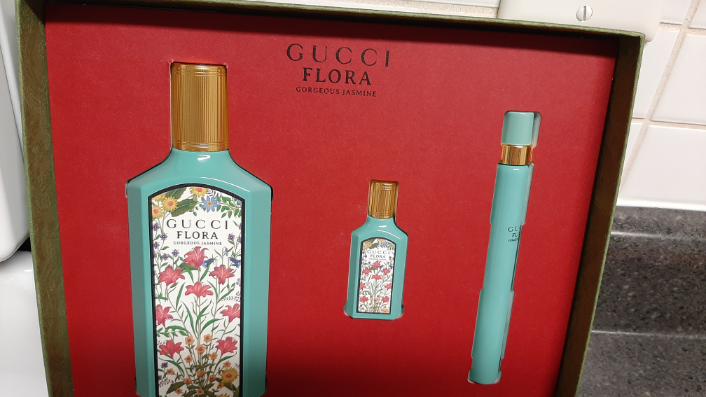 Gucci perfume set