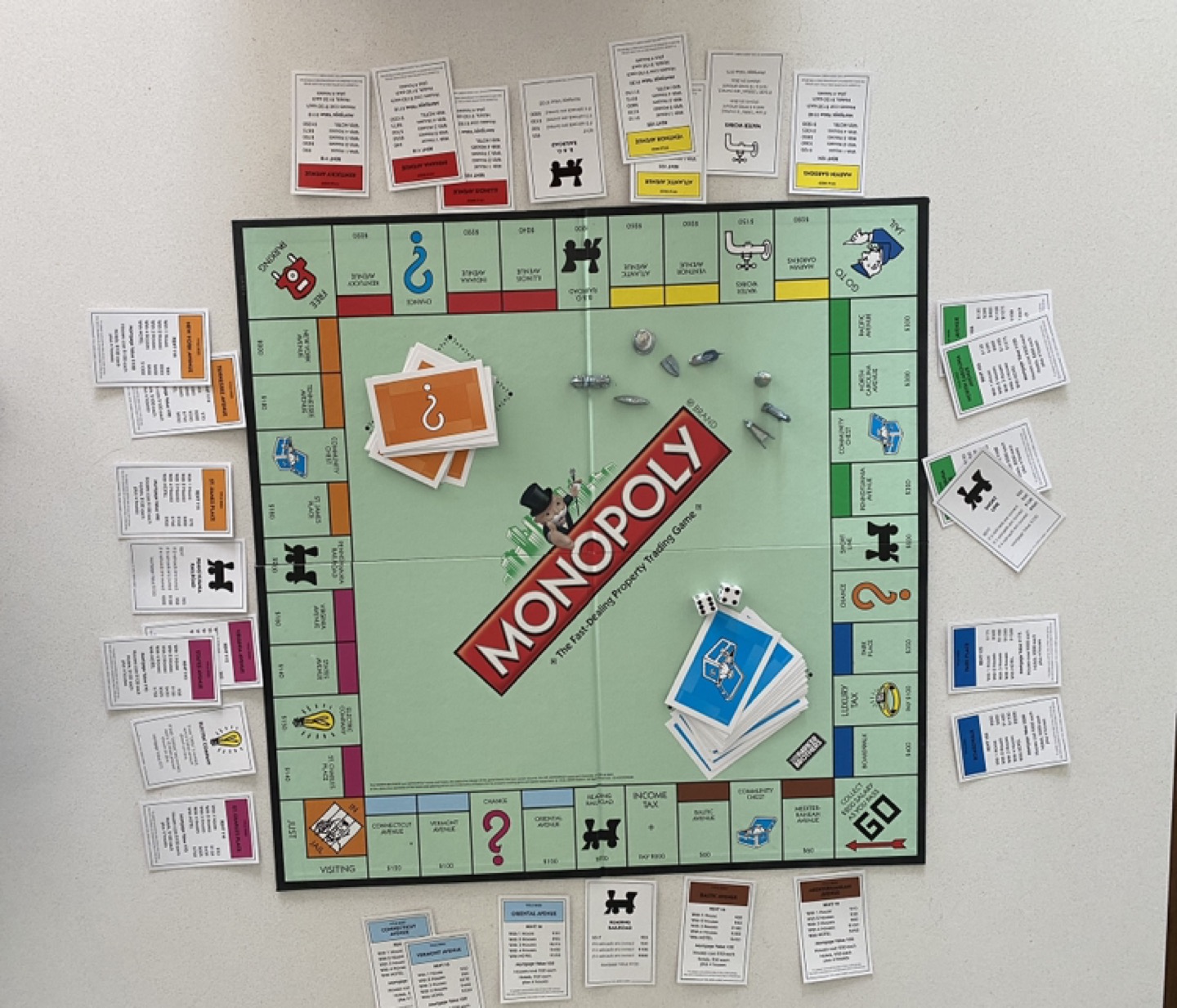 Monopoly Board Game thumbnail