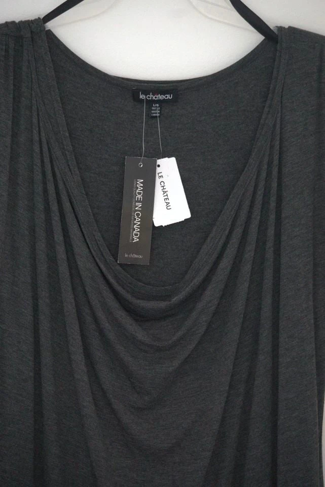 Brand new with tag le Chateau dress - photo 3