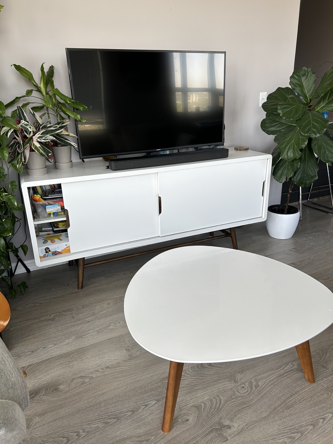 Beautiful TV stand thumbnail