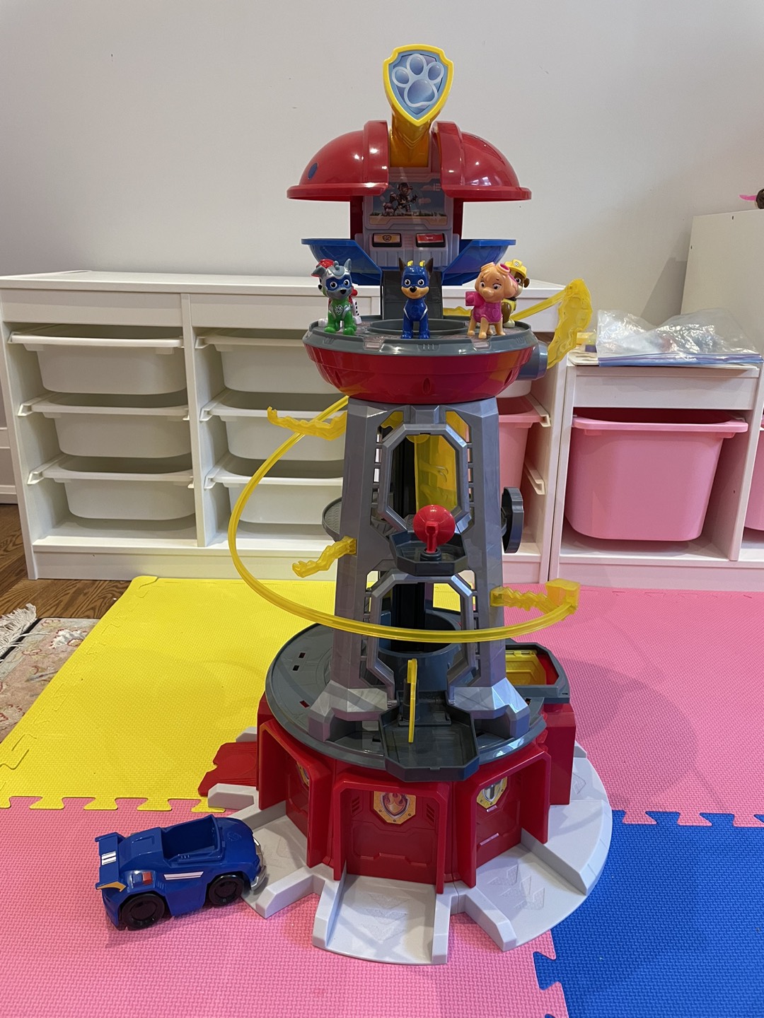 Paw Patrol Tower with car and characters