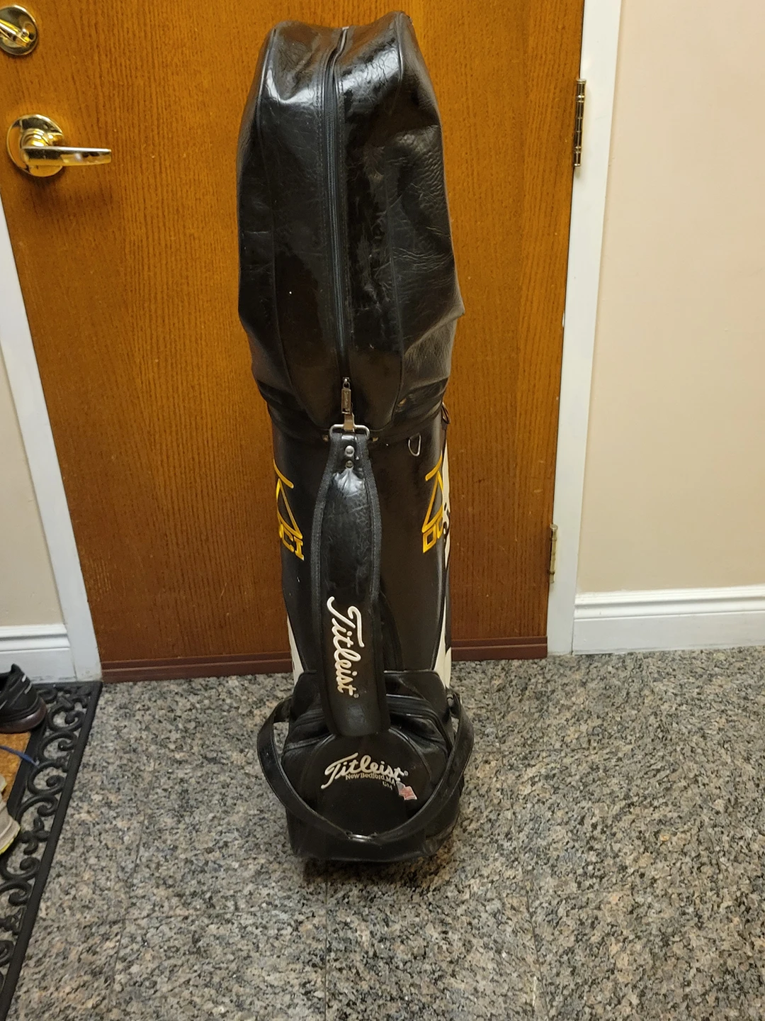 Titleist Golf Bag image indicator(2)
