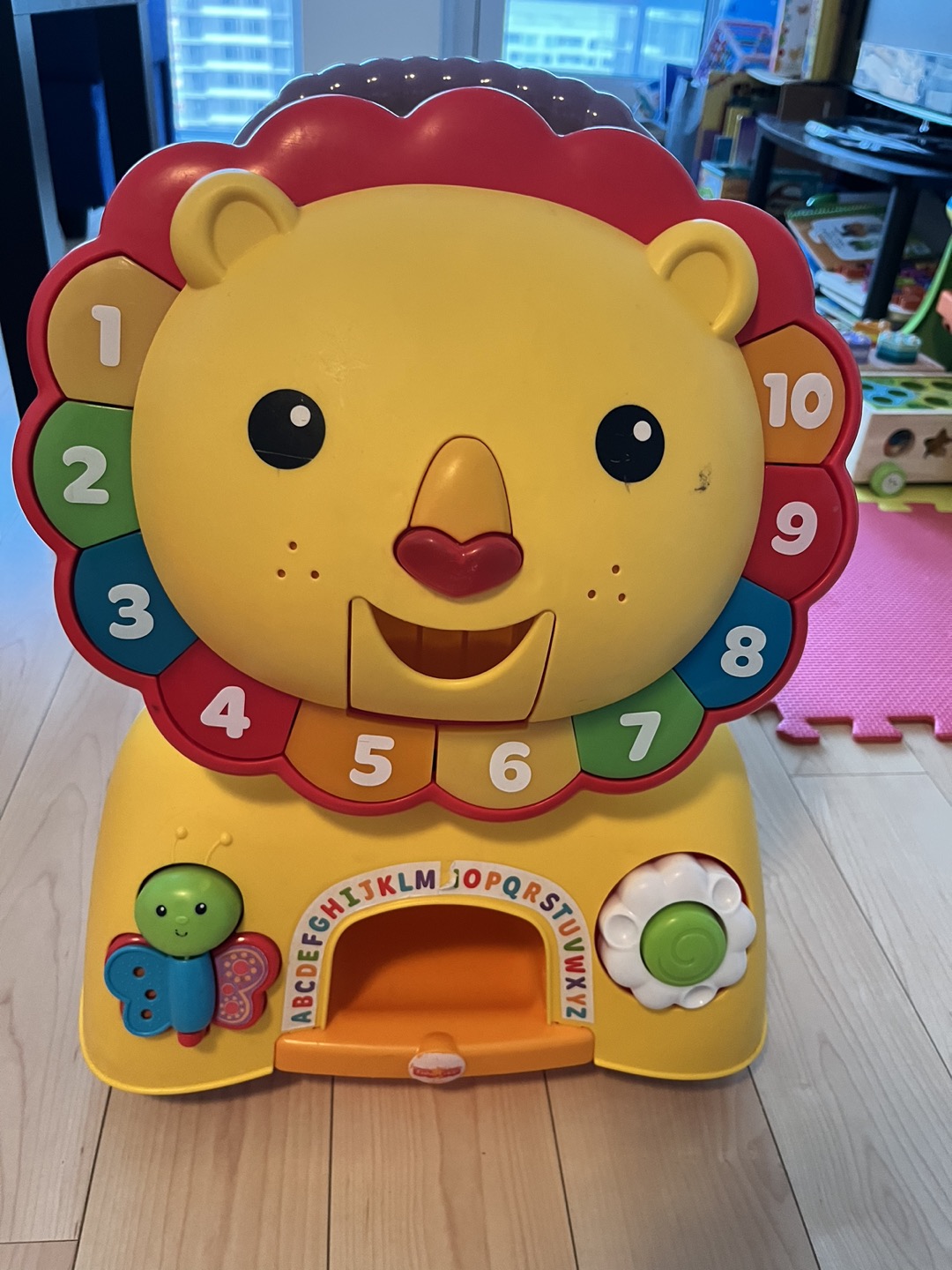 Stand and push/ sit and glide lion toy - photo 3
