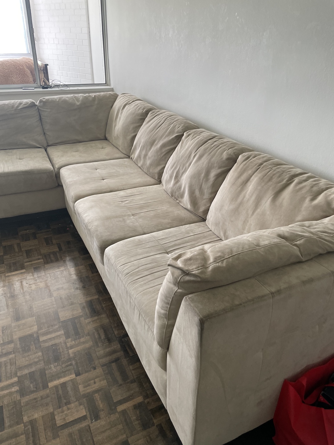 Sectional couch