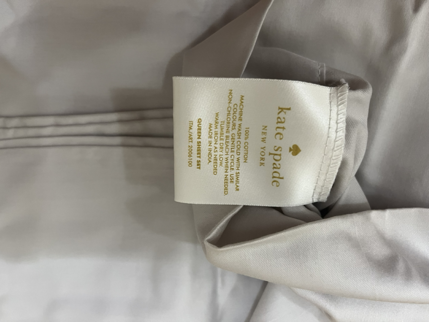 Kate spade ♠️ 2 pillow cases thumbnail