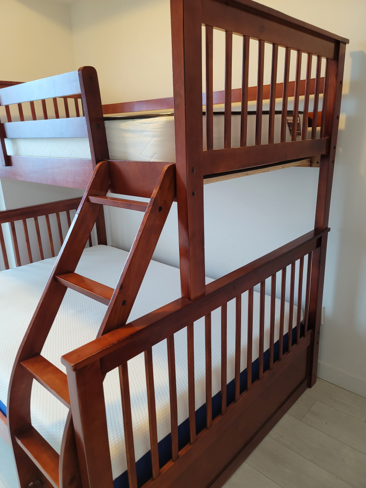Twin over full solid wood bunk bed - photo 2