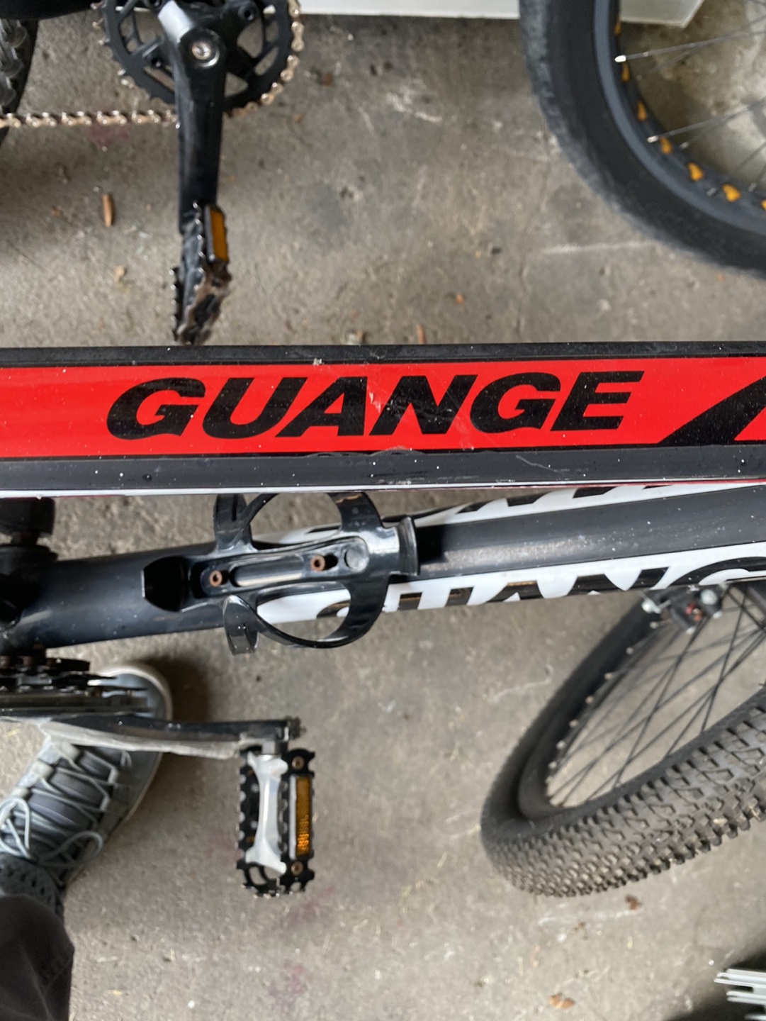Guange Mountain Bike! | Disc Brakes | Good condition image indicator(7)