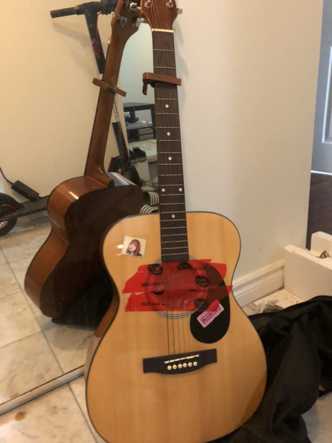 Guitar - photo 2