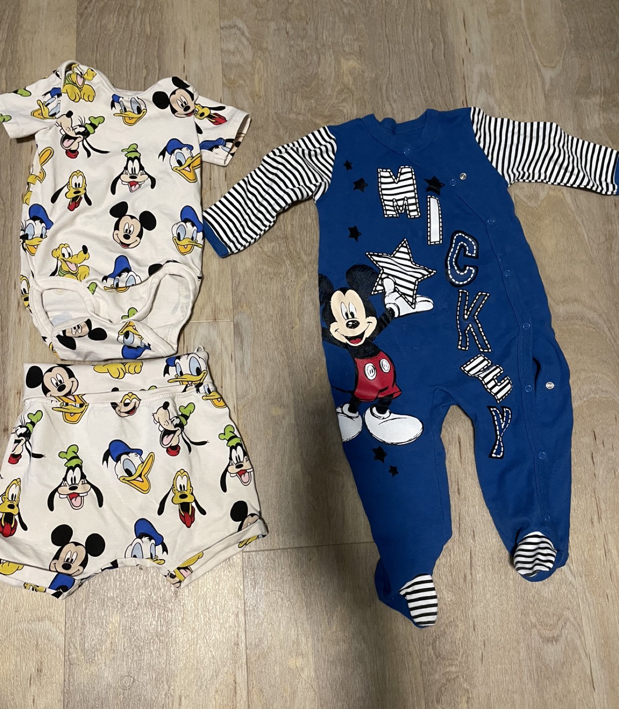 Disney Lot 6-9 months