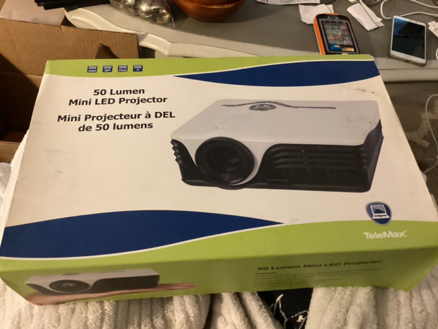 Mini LED Projector